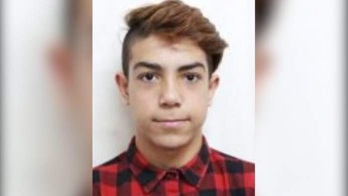 L-ați văzut? Un adolescent de 16 ani a dispărut fără urmă, luni, în Motru