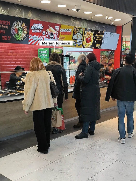 S-a oprit la un chinezesc de unde a comandat mâncare