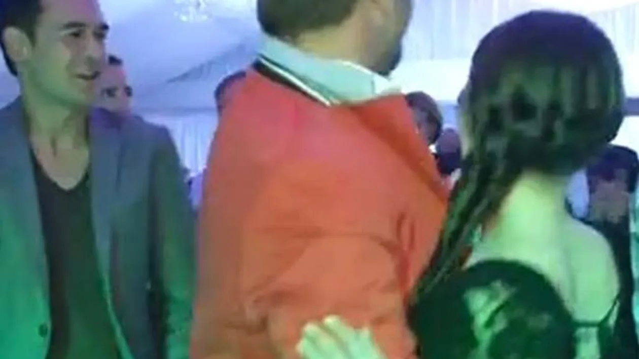 Reacţia fabuloasă a lui RĂZVAN SIMION atunci când HORIA BRENCIU a invitat-o la dans pe fosta lui soţie!