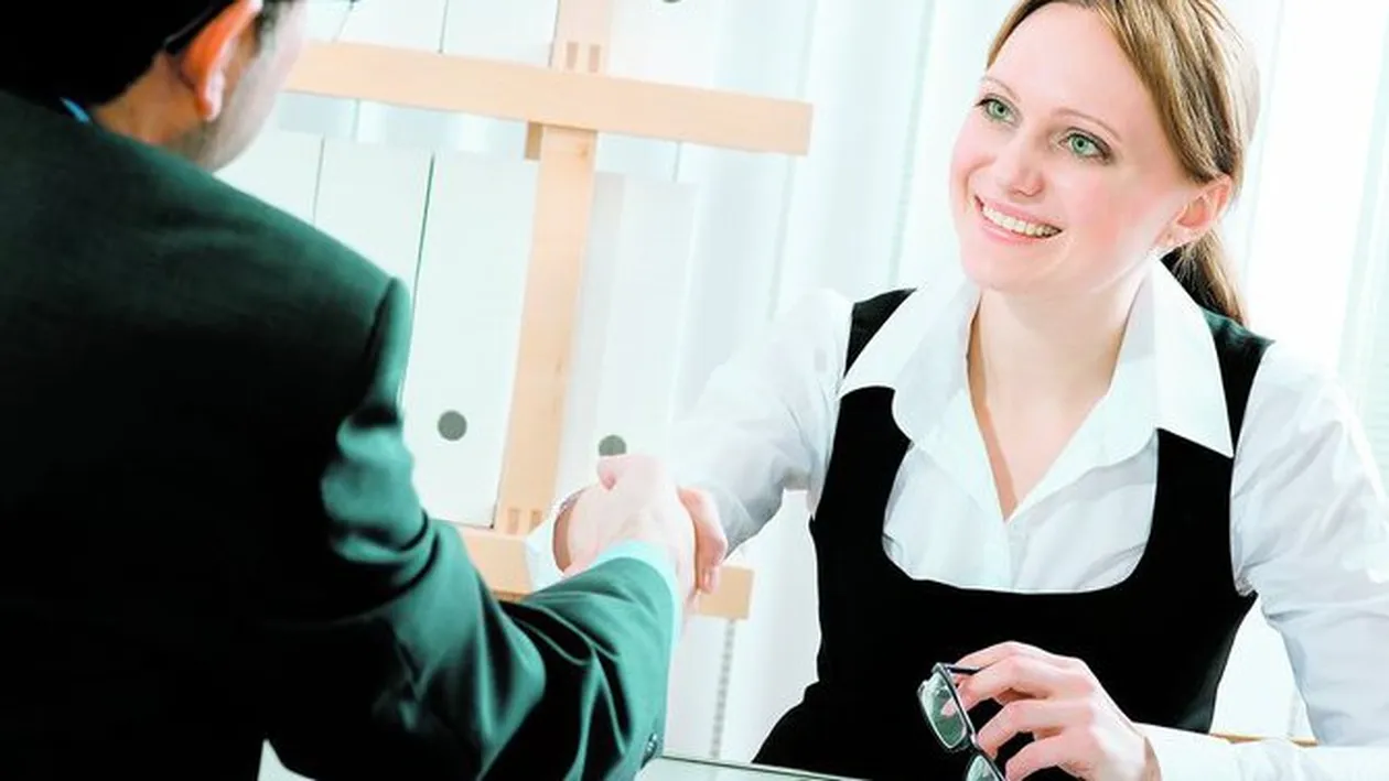 Peste 2.200 de posturi disponibile la targul de joburi