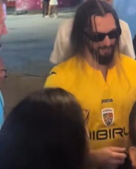 Salvatore Ganacci s-a ”rupt” pe manele la Nibiru! DJ-ul s-a distrat în mulțime ca un fan adevărat