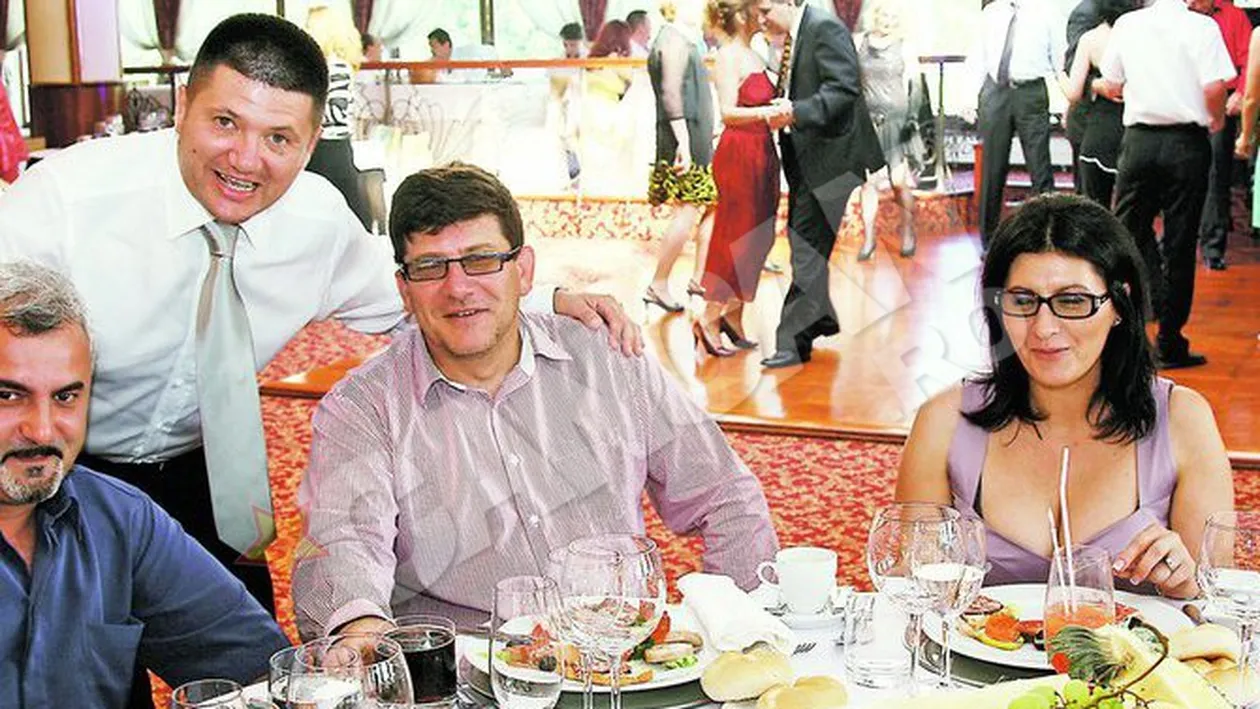 Pustai s-a cinstit cu fostii colegi de clasa