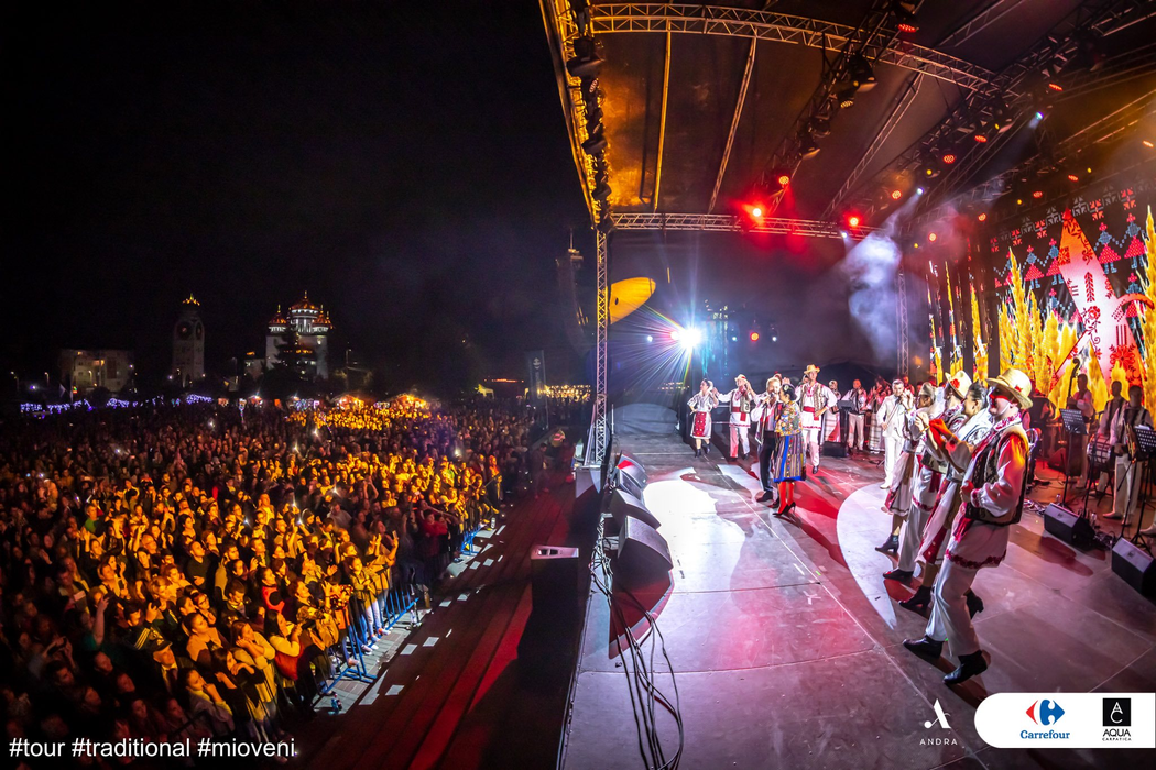 Imagini fabuloase de la concertul Andrei Măruță de la Mioveni! Ce au făcut cei din primul rând