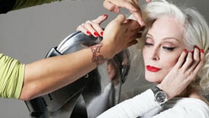 Povestea incredibila a lui Carmen Dell'Orefice. La varsta de 82 de ani este cel mai in varsta fotomodel in viata