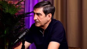 Cum se apară Victor Pițurcă, despre episodul „Măști pentru MApN”. Ce spune după ce a fost reținut de DNA