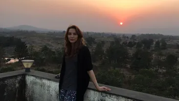 Se pregăteşte să se mute în India? Ce spune Iulia Vântur despre viaţa în patria iubitului!
