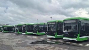 Orașul din România care va avea, în 2025, pentru prima dată în ISTORIA lui transport public cu autobuze!