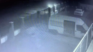 Caz șocant în Craiova! O familie a fost atacată cu cocktailuri Molotov din cauza unei datorii la poker