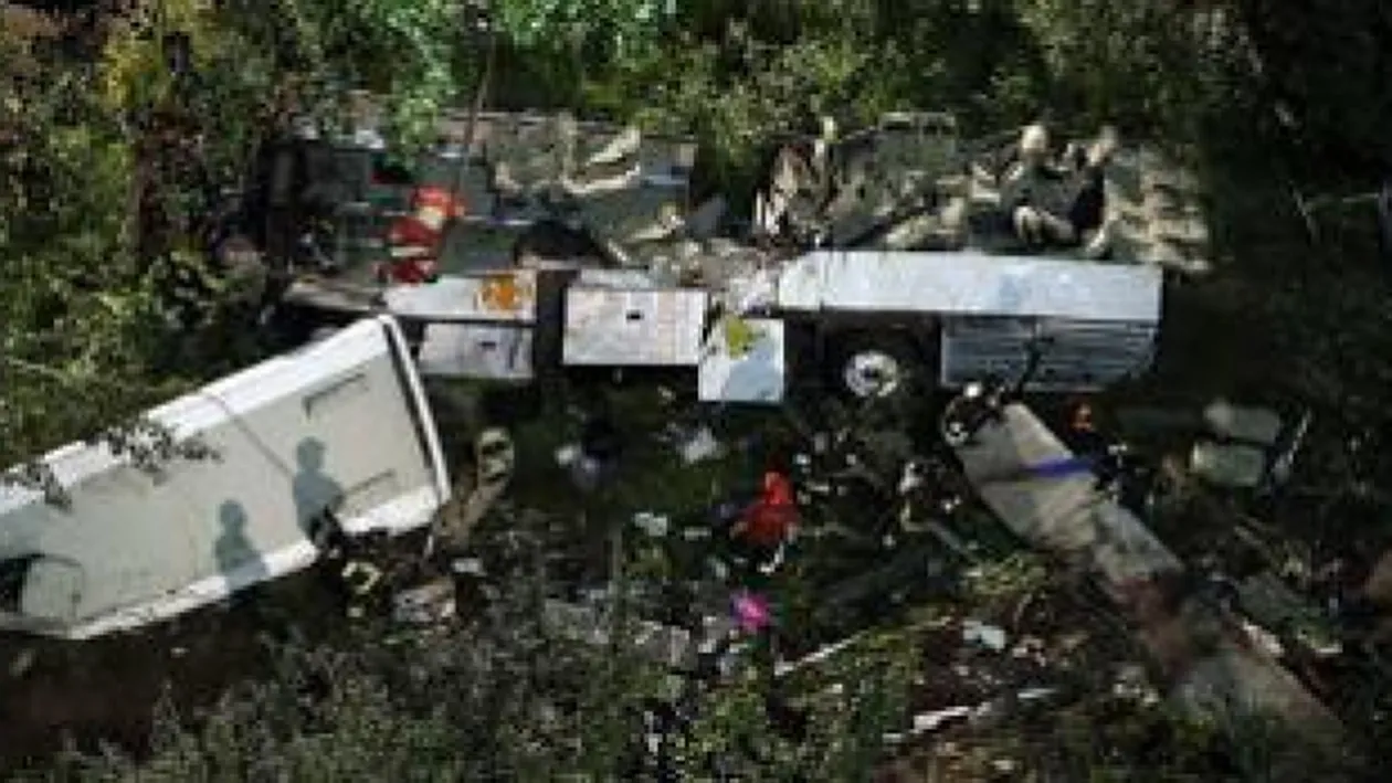 Tragedie petrecuta in urma cu putin timp. In jur de 36 de persoane au murit. Autoritatile sunt in alerta