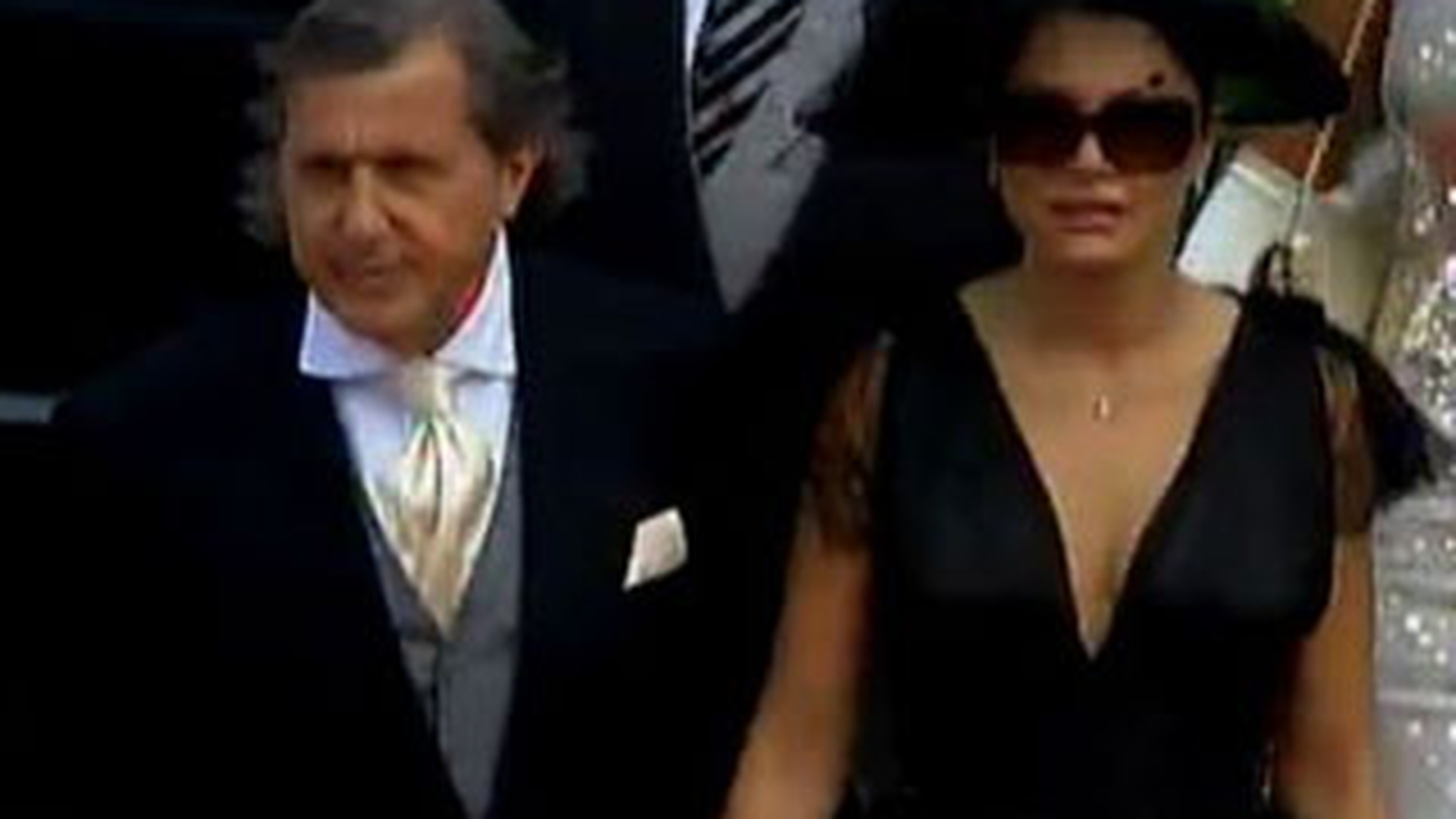VIDEO Ilie Nastase si Brigitte Sfat, pe covorul rosu la nunta printului Albert de Monaco