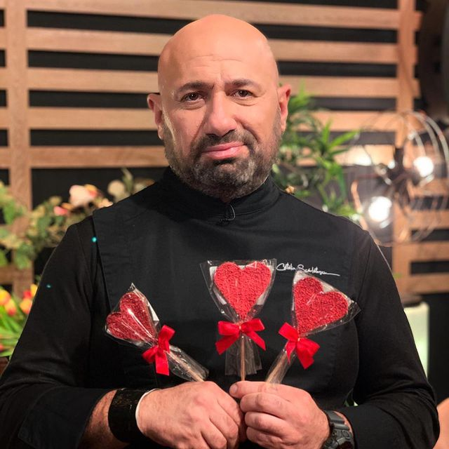 Taina lui Cătălin Scărlătescu este chiar apa folosită la supe și ciorbe. dar la fel de importantă este materia primă / (Foto: Instagram)