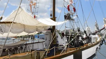 Sorina de la Senzual era sa cada de pe catarg