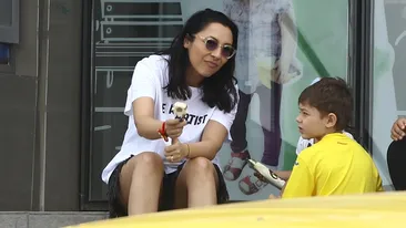 N-ai fi zis! Ce mașină conduce Andra. Soția lui Cătălin Măruță câștigă 10.000 de euro pe lună la Pro TV