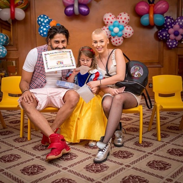 Soția lui Connect-R, apariție sexy la serbarea fiicei sale de la grădiniță! Artistul s-a destăinuit: “Tati e cel mai fericit și cel mai mândru”