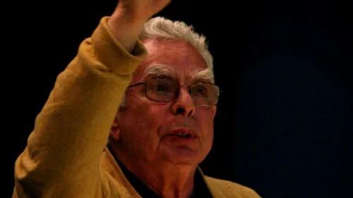 A murit regizorul Dinu Cernescu. Teatrul românesc este în doliu