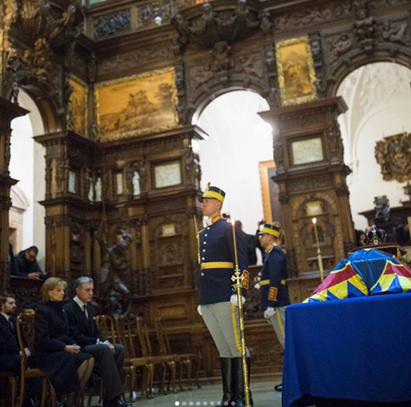 Imagini de la ceremonia funerară a Regelui Mihai I de la Palatul Regal