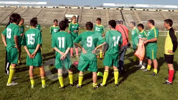 Roxana Ciuhulescu, fotbalista pentru o zi! Uite cum arata in echipament