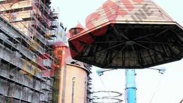 Pandele a montat turla bisericii