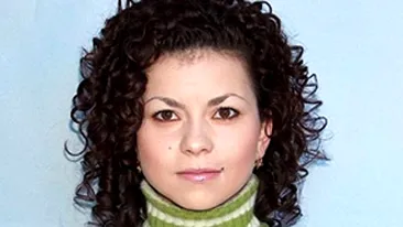 Inna inainte sa devina celebra: parul cret facut permanent, helanca pe gat, absolut nimic sexy