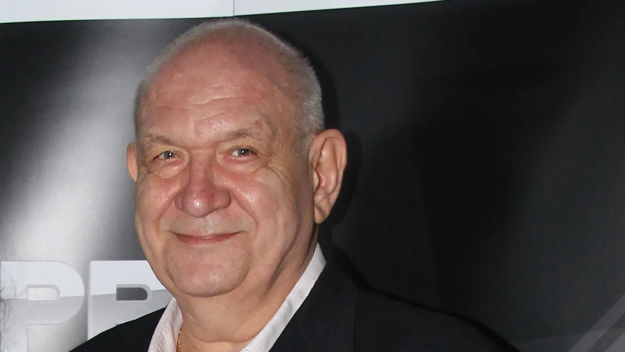 Il auzi pe toate promo-urile pentru filmele de la Pro TV, dar nu ai facut niciodata legatura cu actorul in carne si oase!