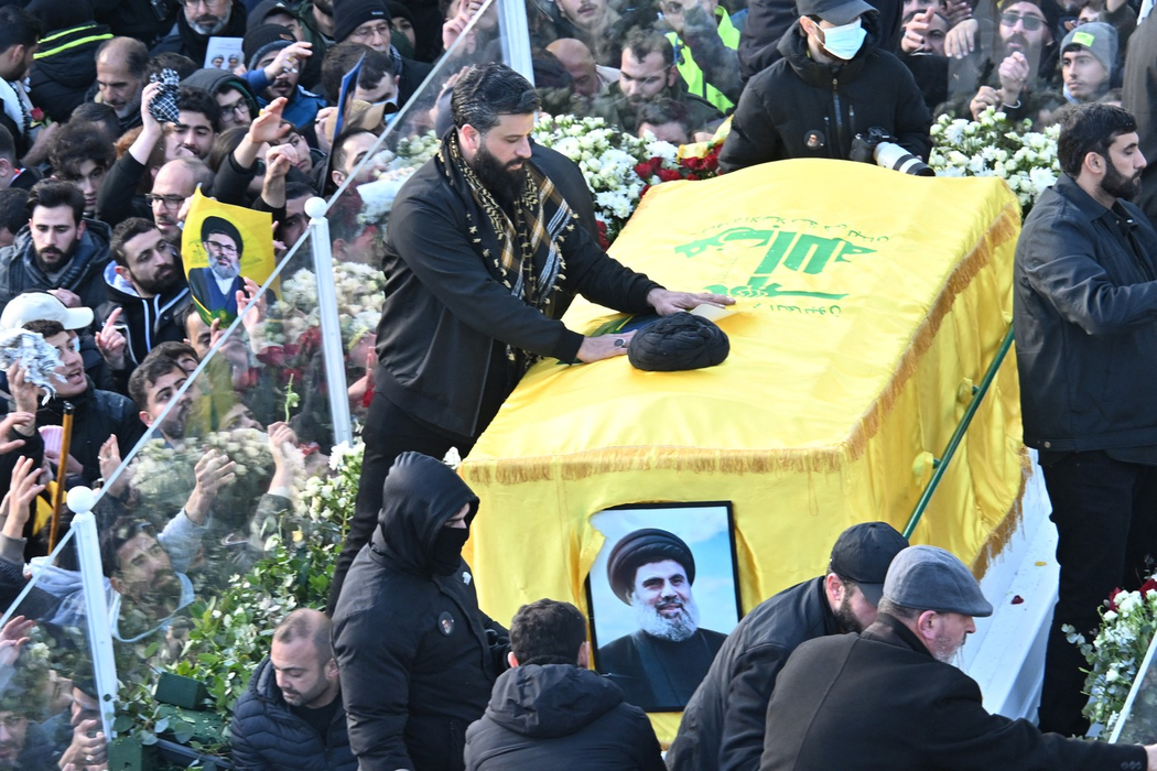 Înmormântarea liderului Hassan Nasrallah
Foto: Profimedia