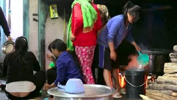 Locul din România unde bărbații au chiar și patru soții. Cele mai scumpe sunt cele cu părul blond