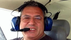 PRIMUL padurar care a ajuns la epava: "Copilotul era culcat, cu spatele la foc, ceilalati erau in stare de soc, nu vorbeau!"
