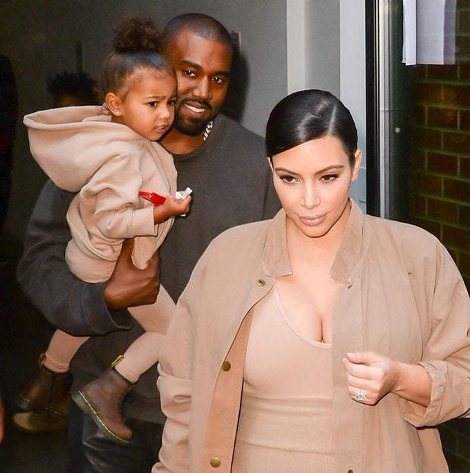 Kim Kardashian şi Kanye West au devenit din nou părinţi! „E cel mai mare dar pe care îl poate primi cineva”
