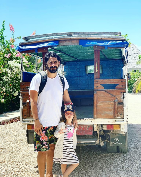 Connect-R o să turbeze! Fotografii cu Misha dezbrăcată, făcute publice astăzi