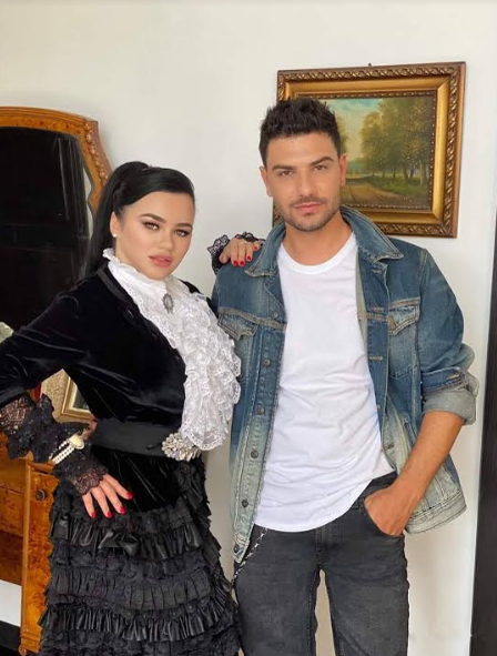 Carmen de la Sălciua si Karym, cuplul momentului! Anunțul făcut de cei doi artiști: ”Trebuie să acceptăm!” VIDEO