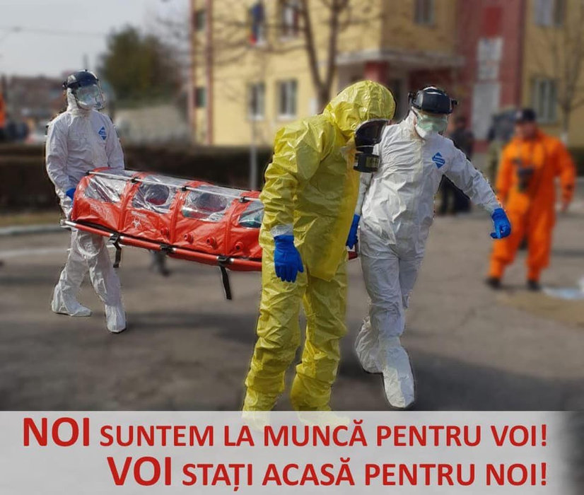 FOTO. Apel emoționant făcut de medicii și polițiștii din România, în plină epidemie de coronavirus: „Stai acasă pentru noi”