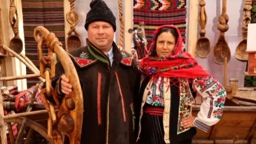 Moarte suspectă la malul mării! Doi soți din Iași, plecați în vacanță, au fost găsiți fără suflare la cazare