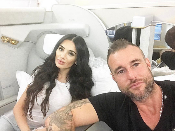 Imagini fabuloase cu cea mai nouă proprietate a designerului Philipp Plein. Castel de 27.000.000 $ pentru celebrul logodnic al româncei Andreea Sasu!