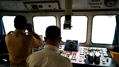 ANALIZĂ: Cum reușește Iranul să exporte petrol chiar și cu Strâmtoarea Ormuz aproape închisă