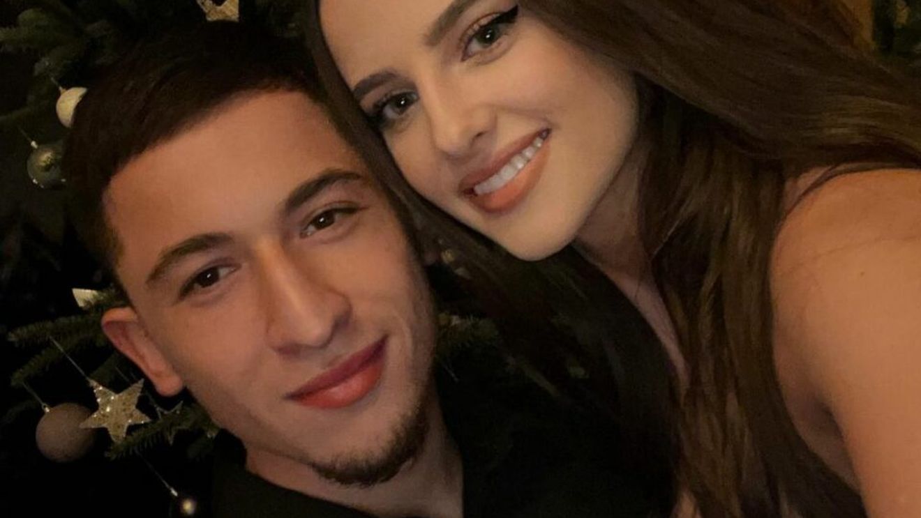 Olimpiu Moruțan se iubește cu o adevărată bombă-sexy! Cum arată partenera fotbalistului care a dinamizat acțiunile ofensive ale "tricolorilor" în meciul cu Kosovo | GALERIE FOTO