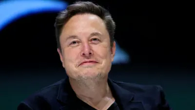 Elon Musk s-a întrebat de ce „nimeni nu încearcă să îi asasineze pe Biden și Kamala Harris”. Ce a urmat după aceea