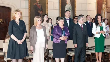 Imagini de la decorarea Mihaelei Radulescu! Vedeta a primit Medalia Regele Mihai I Pentru Loialitate