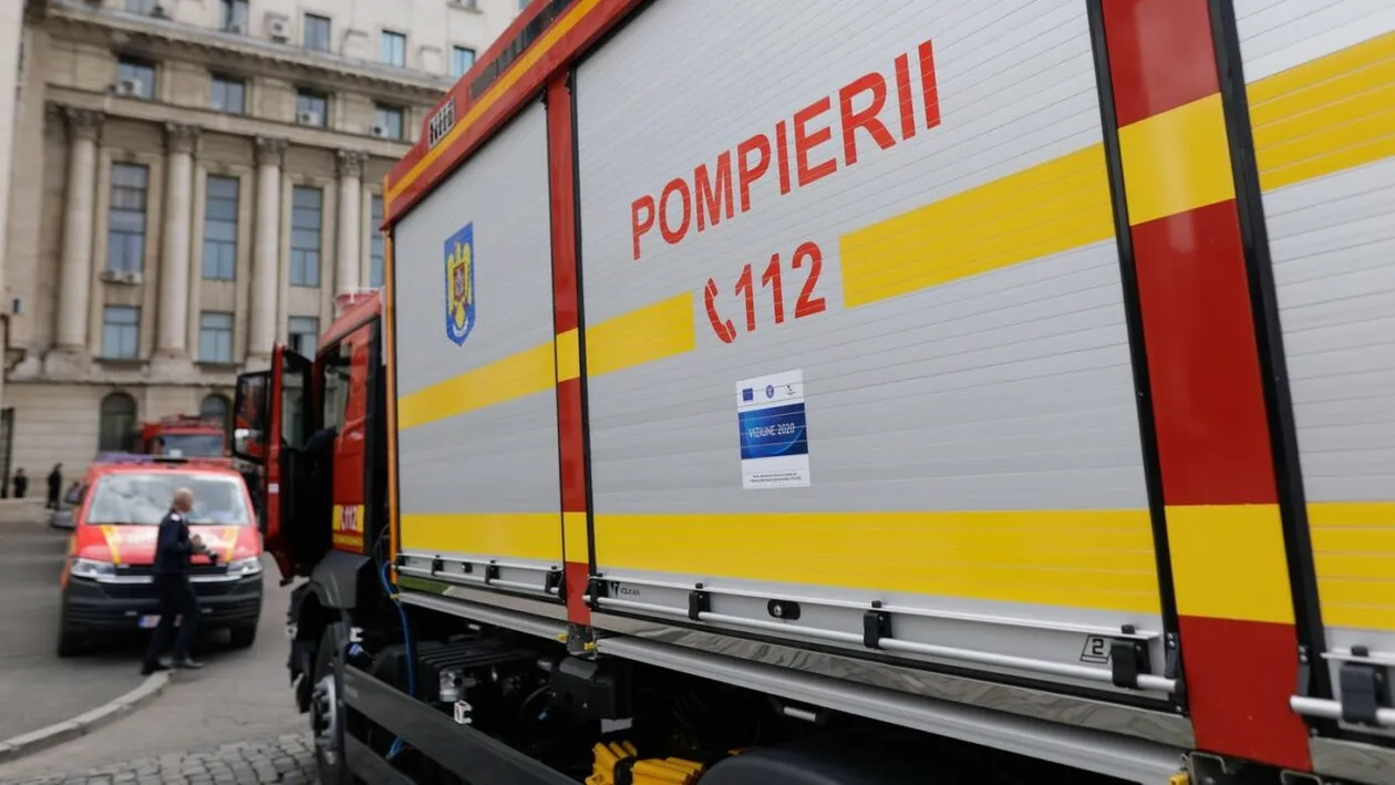 Incendiu la restaurantul ”La Cocoșatu” din București. Mai mulți oameni au fost evacuați