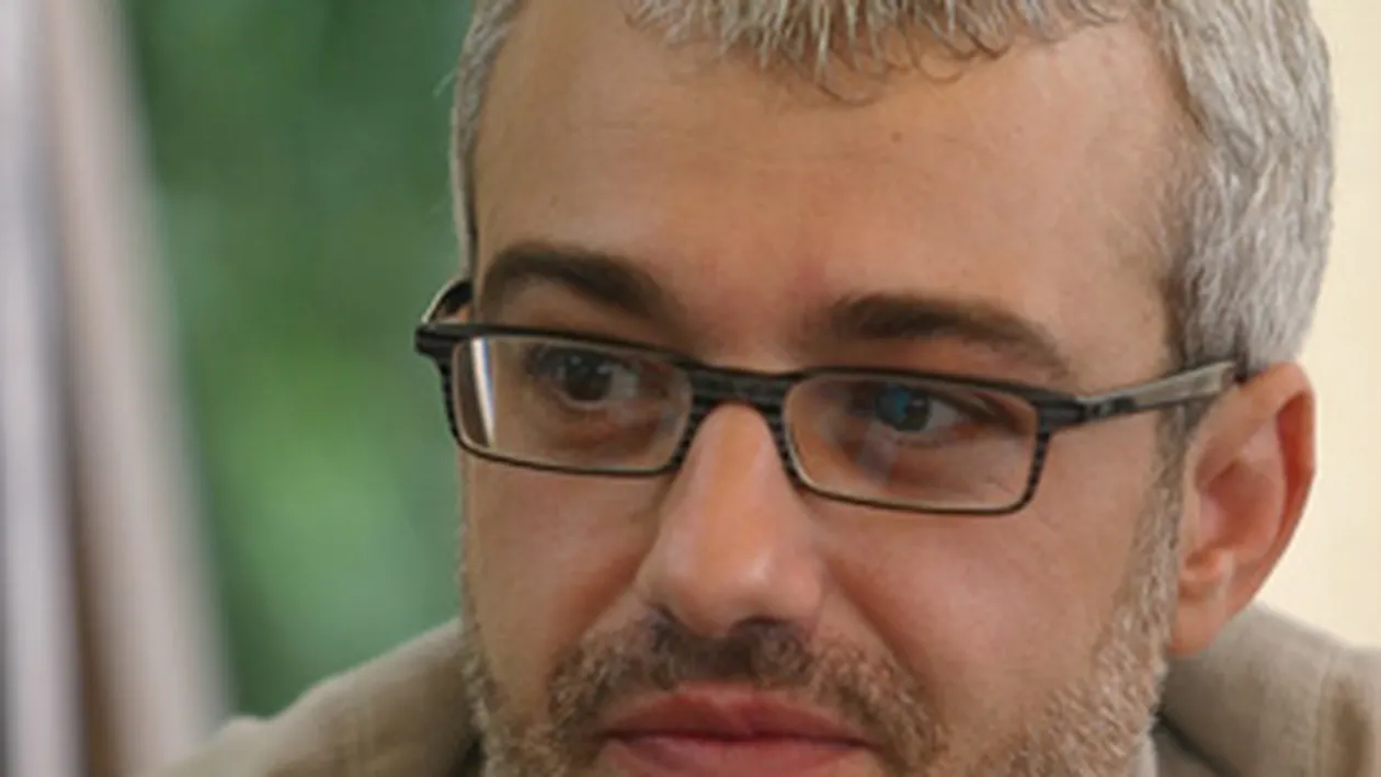 VIDEO Catalin Crisan face prima declaratie dupa accidentul rutier in care a fost implicat! Afla ce reactie a avut si cum a incercat sa-si protejeze sotia!