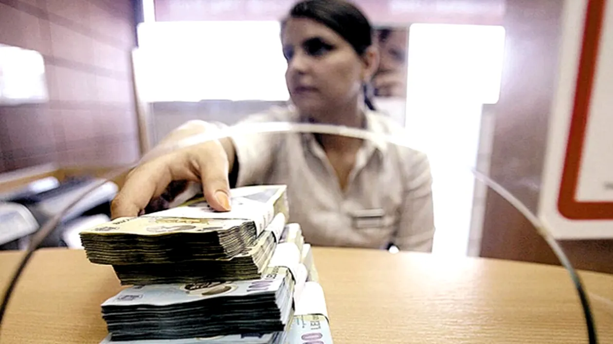 Ce salariu are un director de bancă. Câți bani primește lunar