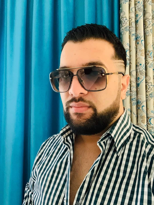 Bogdan de la Ploiești s-a ras în cap după un challenge în scop umanitar: “Îi provoc pe Tzancă Uraganu și pe Cătălin Măruță! Vrem să susținem ce se întâmplă în România cu pandemia”