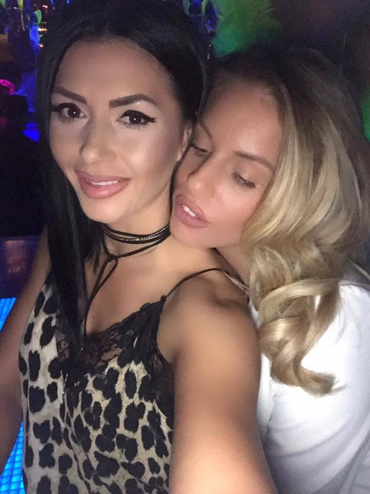 Raluca Dumitru şi confidenta ei, Florentina Raiciu