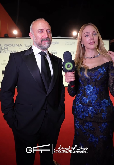 Alit Ergenc și Meryem Uzerli, actorii principali ai serialului turcesc de televiziune „Suleyman Magnificul”/ sursă foto: Facebook @Turkish Serie Station