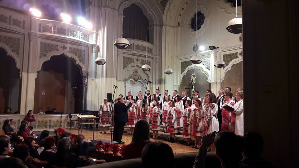 Profesorul Ioan Petrovici a cucerit Europa alături de corurile pe care le-a dirijat