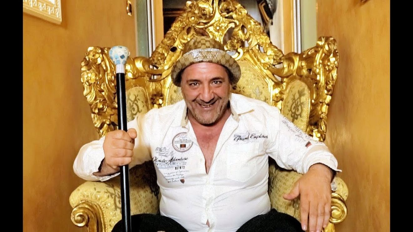 Să vezi și să nu crezi! Cum arăta Nelson Mondialu, în tinerețe: îi era identic lui Elvis Presley!