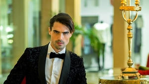 "Burlacul" ANDREI, ipostaze senzuale cu una dintre cele mai faimoase actriţe de la Hollywood!
