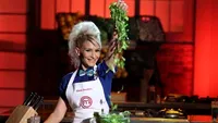 Maria Secrieriu a fost cerută de soţie! Prima imagine cu inelul de logodnă impresionant primit de fosta concurentă ”Masterchef”
