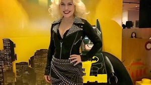 LOREDANA GROZA şi-a făcut o schimbare de look! Cum arată acum cântăreaţa:,,Eşti ca o puştoaică…‘’