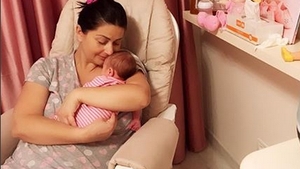 Gabriela Cristea, la aproape trei luni de când a devenit mămică: „Când o să-mi recapăt corpul?”