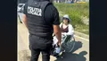 „O sesizare de cerșetorie în București a dus direct la un BMW X5”. Ce a descoperit Poliția Locală lângă o tânără în scaun cu rotile